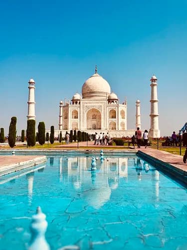 Agra destination photograph for the Delhi, Agra and Jaipur journey